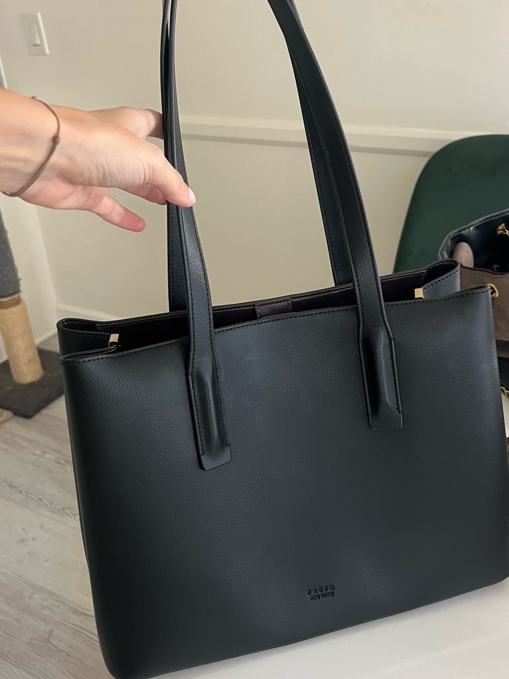 Classic Black Structured Tote - Unknown Brand